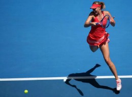 Maria Șarapova, calificată cu emoții în turul III la Openul Australiei