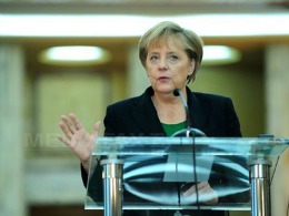 Angela Merkel critică tentativele Rusiei de încălcare a suveranităţii Ucrainei