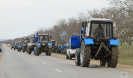 Fermierii se mobilizează din nou: Mâine vor ieşi la proteste în toate raioanele ţării