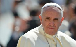Dispută între Papa Francis şi Franţa. Parisul a trimis la Vatican un ambasador gay