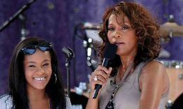 Fiica lui Whitney Houston va fi înmormântată pe 3 august, lângă mama ei