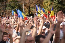 Euro-integrarea Moldovei în 2015: Top 5 eşecuri şi 5 speranţe