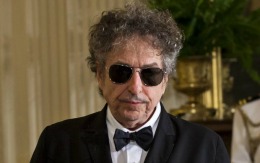 Bob Dylan nu va participa la ceremonia de înmânare a premiilor Nobel